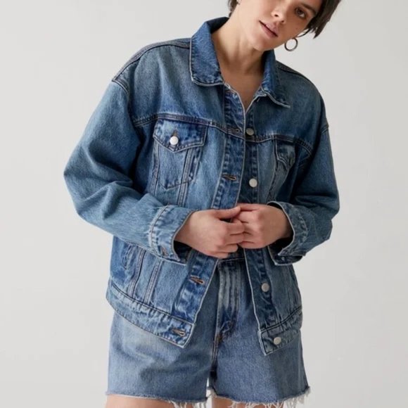 Urban Outfitters BDG Carly Denim Boyfriend Trucker Jacket - New With Tags NWT - Picture 2 of 7